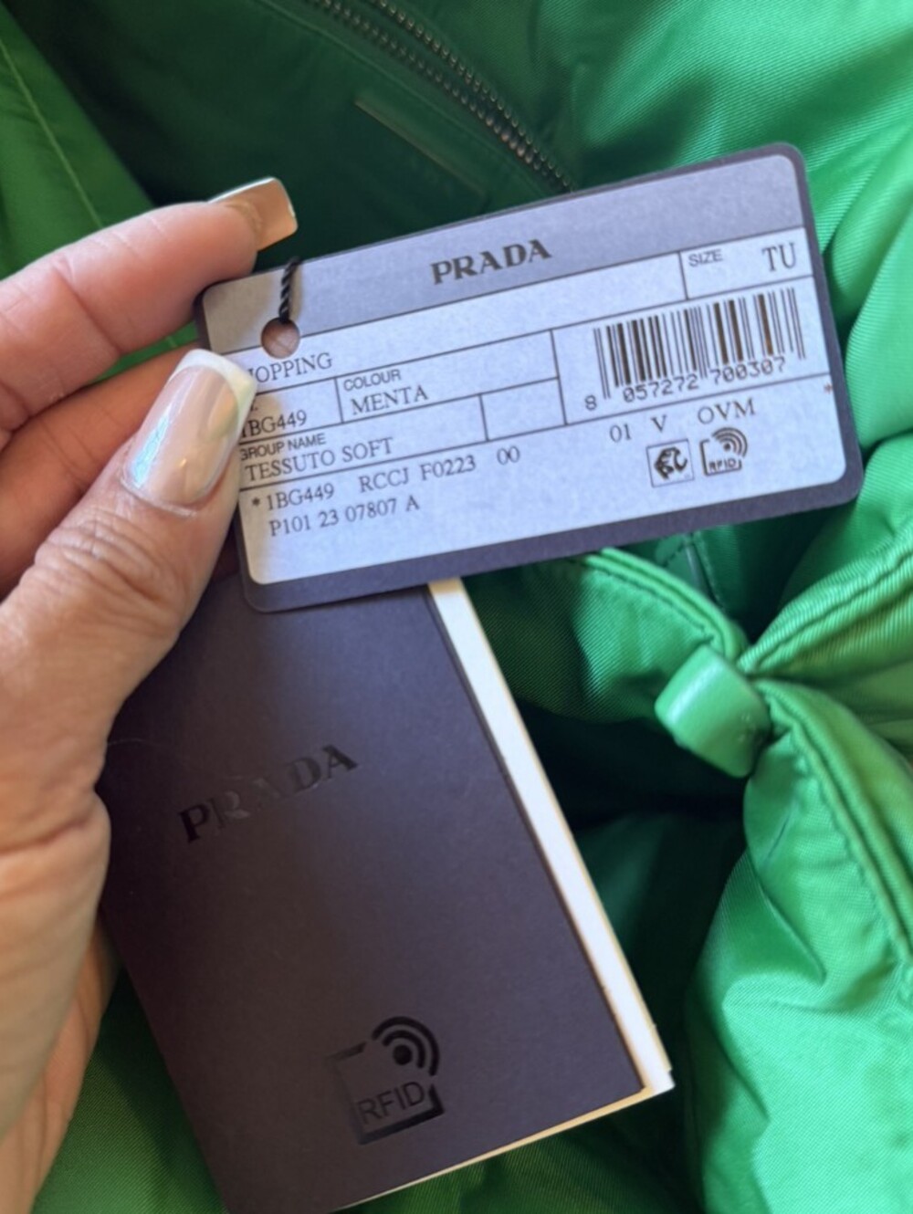 Prada Hobo Green Quilted Nylon Tote Bag - Picture 4 of 4